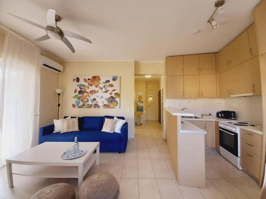 Blue -Spacious 1Bdr Corner Flat/Balcony/View Apartment Athens Ngoại thất bức ảnh